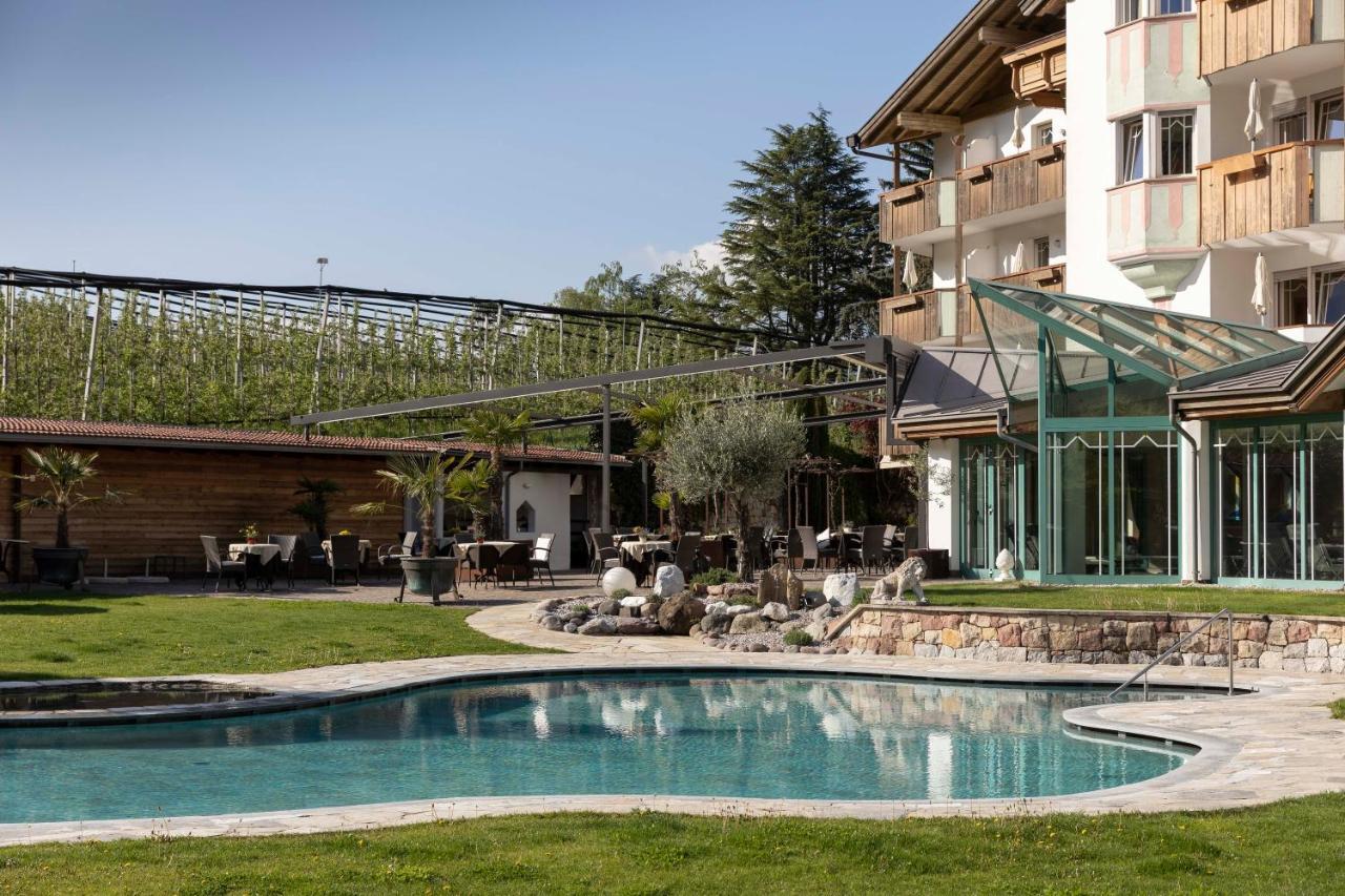 Hotel Burggraeflerhof Merano Exterior foto